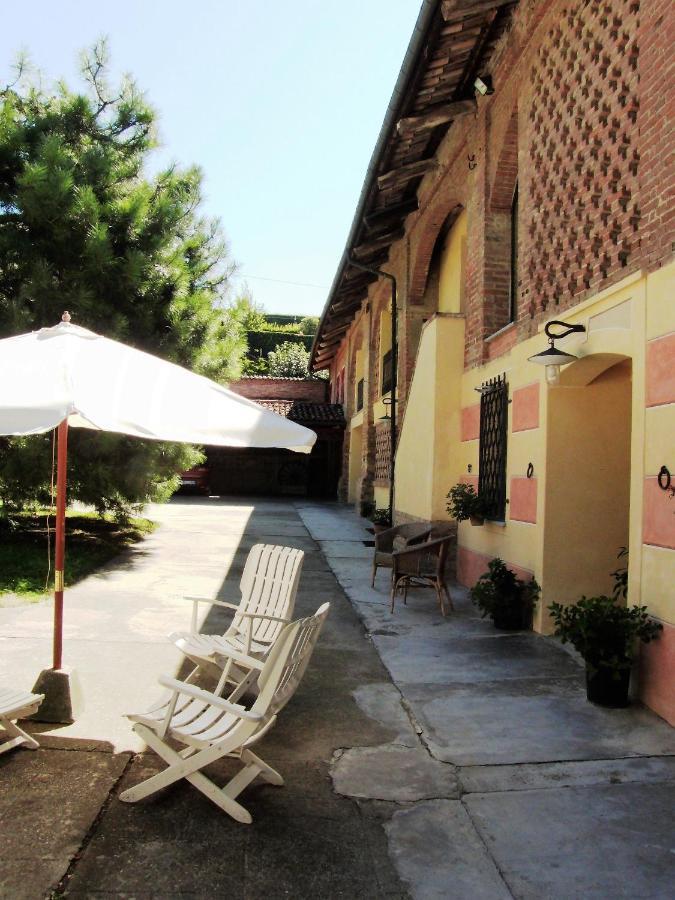 Hazelnut Valley Guarene Exterior photo