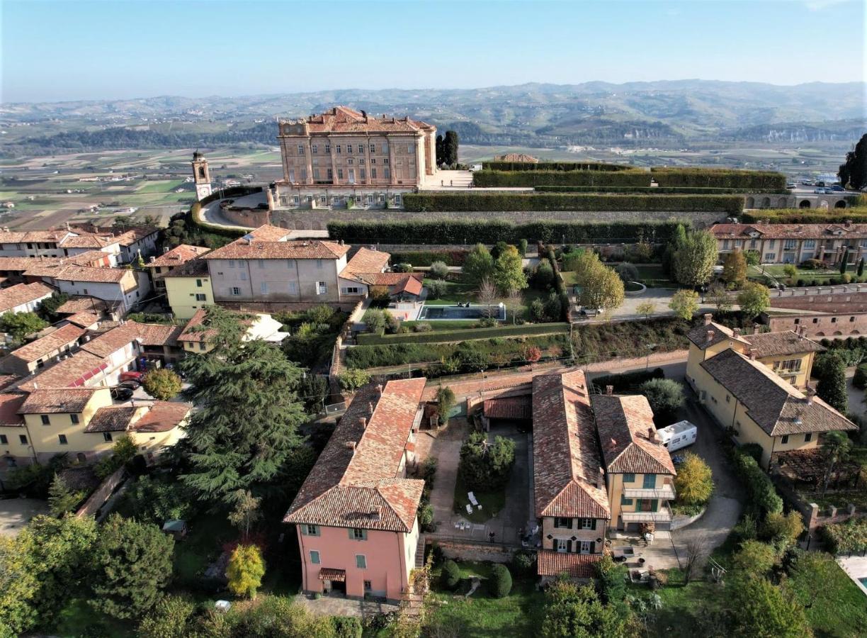 Hazelnut Valley Guarene Exterior photo